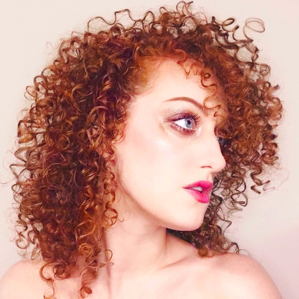 Meet your Posher, Chloe